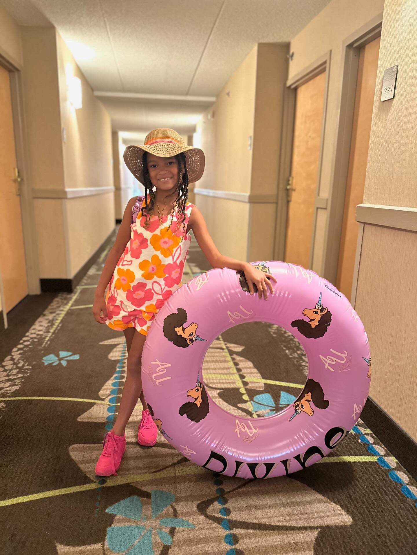 Afro Unicorn 39-Inch "MAGICAL " Unicorn Inflatable Swim Ring Float for Pool, Beach, Lake Water Play (Pink)