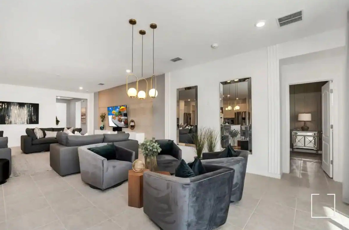 Manifest Magic King Suite